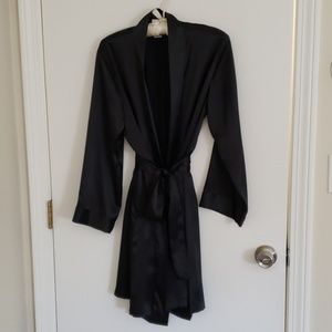 NWOT Black Chemise Robe